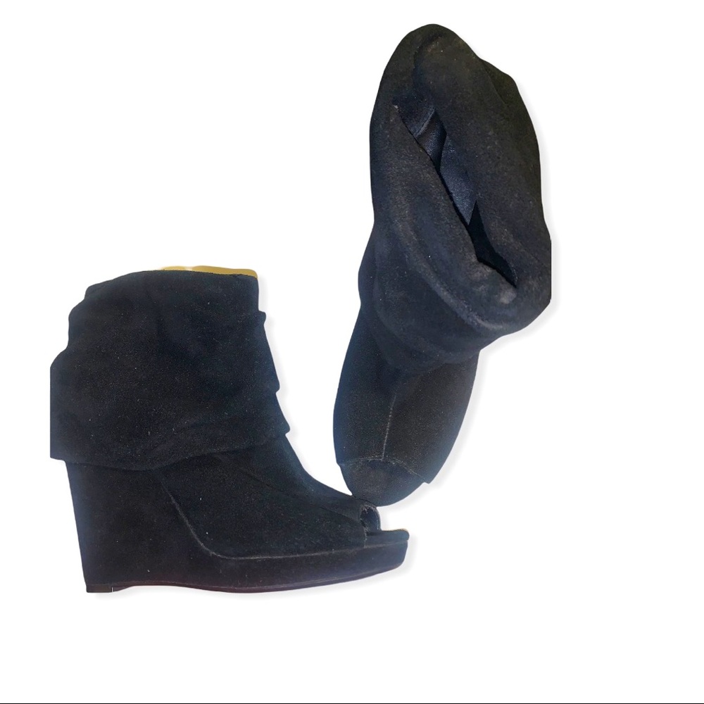 BCBG Peep toe boots